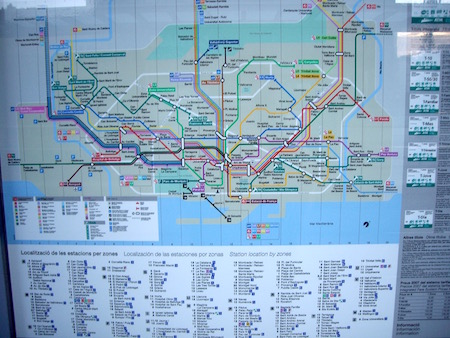 バルセロナ市内の電車の路線図